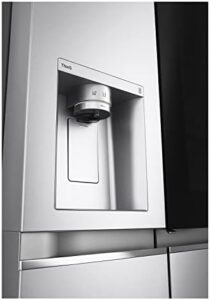 Spacious 635 Litre Side-By-Side American Fridge Freezer with stainless steel finish and advanced cooling technology  