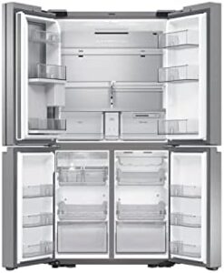 Silver 637L four door American fridge freezer